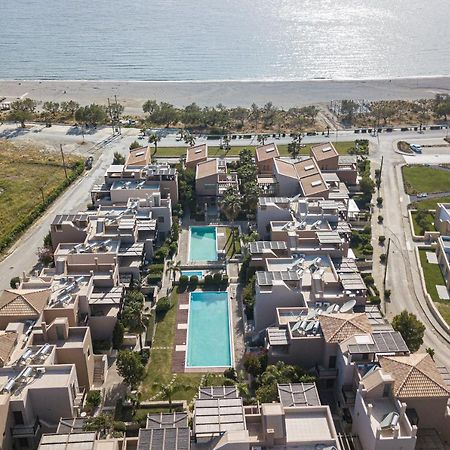 A & C Homes Плакиас Экстерьер фото
